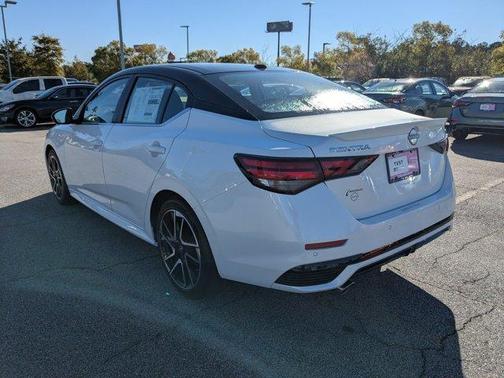 2025 Nissan Sentra SR