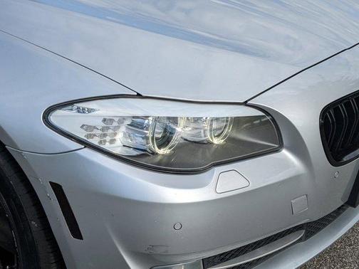 2012 BMW 528 i xDrive