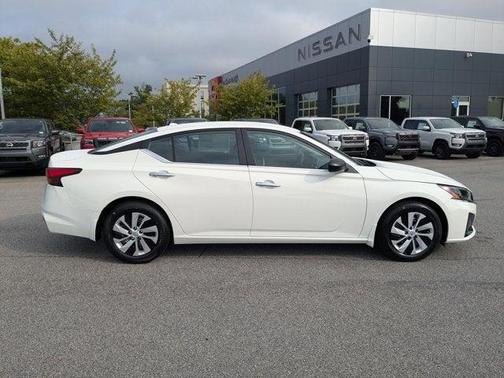 2025 Nissan Altima S