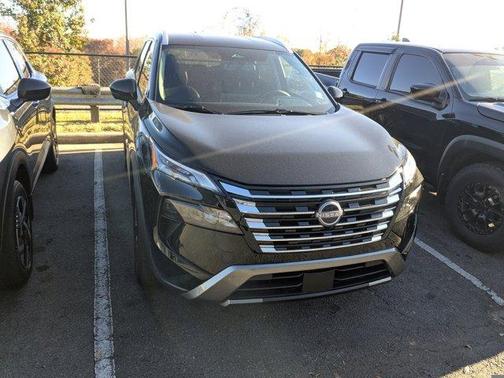 2026 Nissan Rogue SL