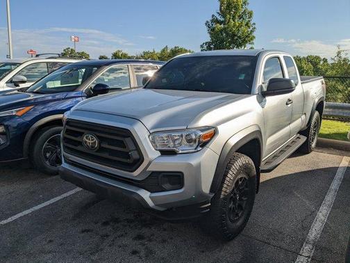 2022 Toyota Tacoma SR