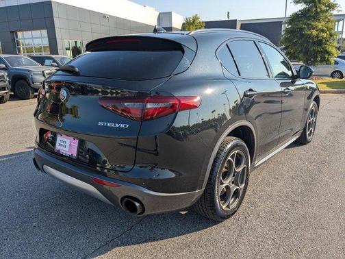 2022 Alfa Romeo Stelvio Ti