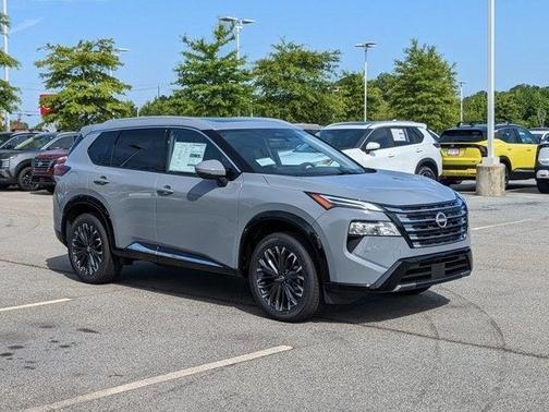 2025 Nissan Rogue Platinum