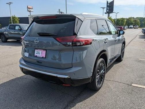 2025 Nissan Rogue Platinum