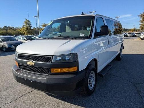 2022 Chevrolet Express 3500 LS