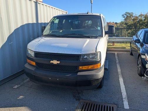 2022 Chevrolet Express 3500 LS