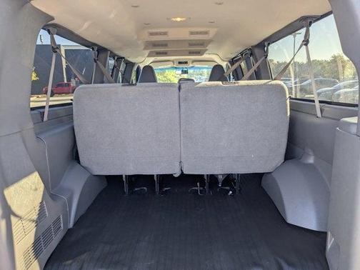 2022 Chevrolet Express 3500 LS