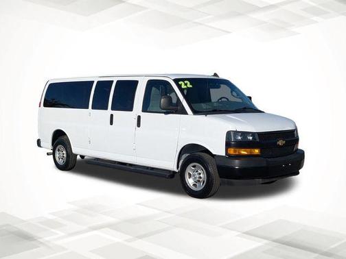 2022 Chevrolet Express 3500 LS
