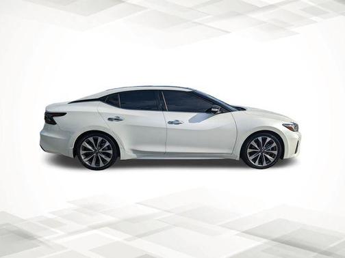 2023 Nissan Maxima Platinum