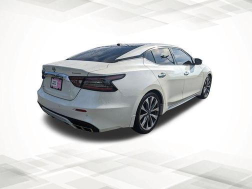 2023 Nissan Maxima Platinum
