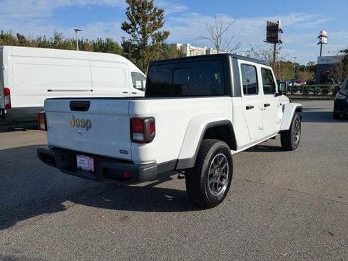 2023 Jeep Gladiator Overland