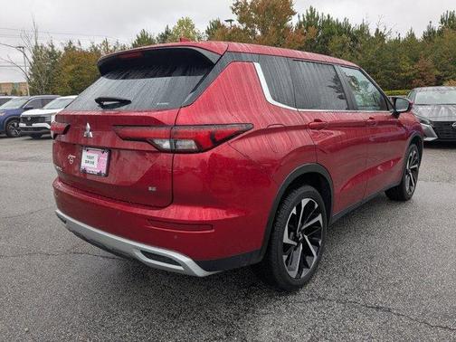 2024 Mitsubishi Outlander SE Black Edition