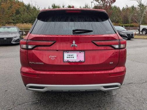 2024 Mitsubishi Outlander SE Black Edition