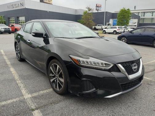 2023 Nissan Maxima SV