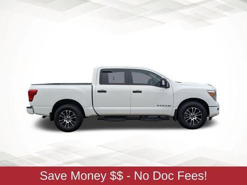 2023 Nissan Titan SV