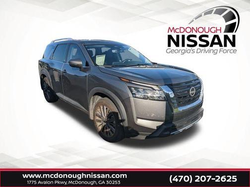 2024 Nissan Pathfinder SL