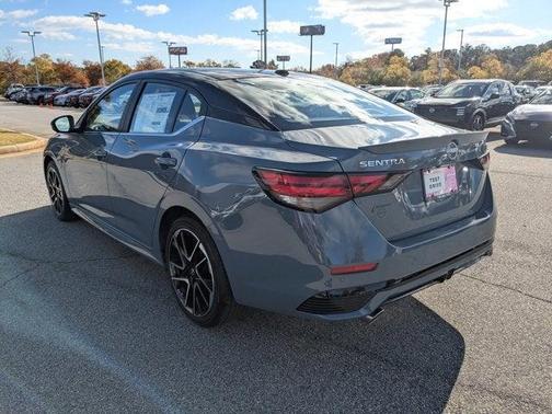 2025 Nissan Sentra SR