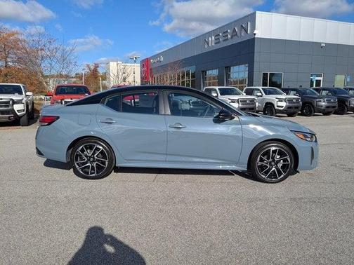 2025 Nissan Sentra SR