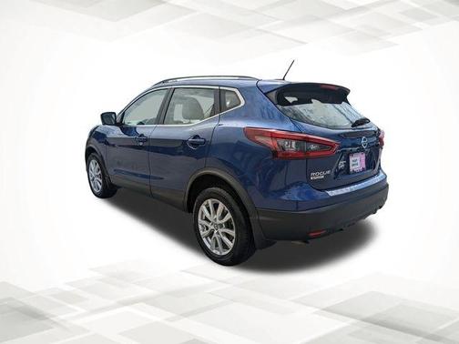 2022 Nissan Rogue Sport SV