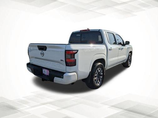 2024 Nissan Frontier SL