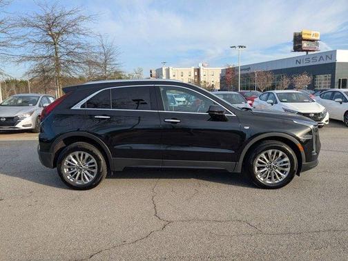 2025 Cadillac XT4 Premium Luxury