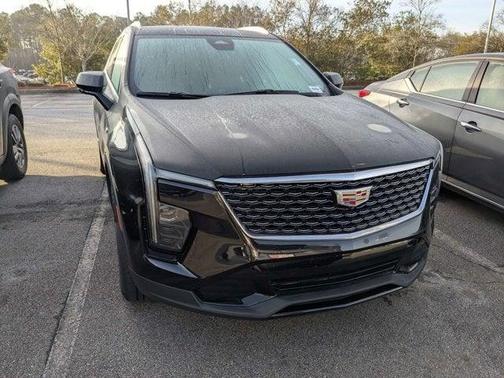 2025 Cadillac XT4 Premium Luxury