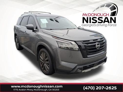 2023 Nissan Pathfinder SL