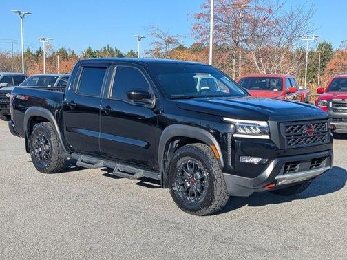 2023 Nissan Frontier PRO-X