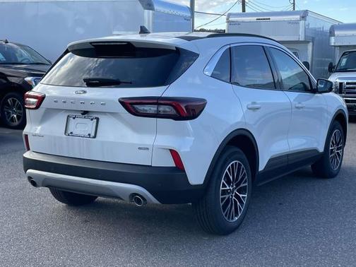 2023 Ford Escape PHEV SE