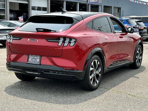 2021 Ford Mustang Mach-E Premium