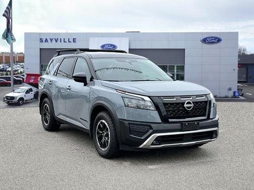 2023 Nissan Pathfinder Rock Creek 4WD