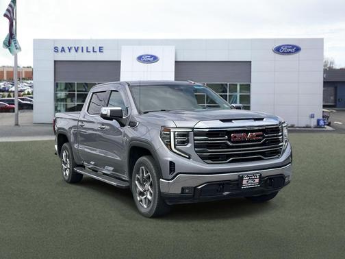Sterling Metallic 2024 GMC Sierra 1500 SLT