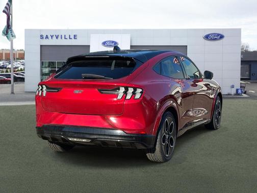 2022 Ford Mustang Mach-E GT