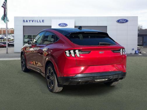 2022 Ford Mustang Mach-E GT