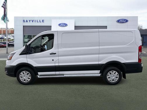 Oxford White 2024 Ford Transit-250 Base