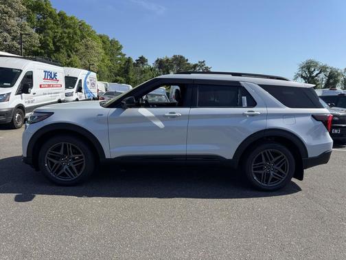 White 2026 Ford Explorer ST-Line