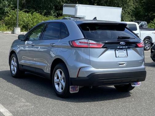 2021 Ford Edge SE