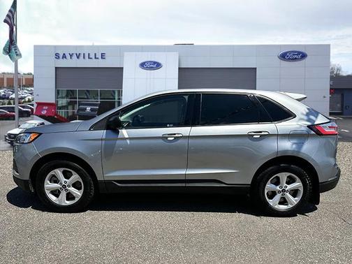 2021 Ford Edge SE