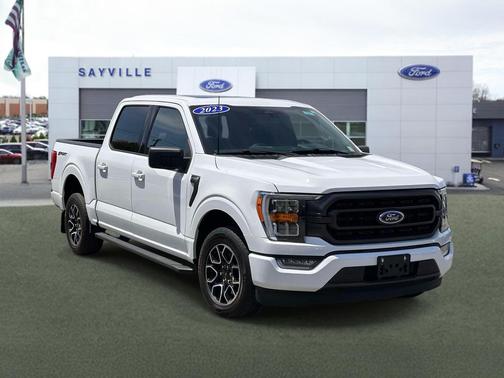 Oxford White 2023 Ford F-150 XLT