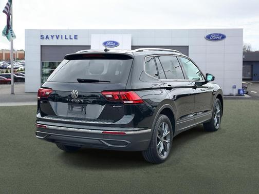 2022 Volkswagen Tiguan 2.0T SE 4MOTION