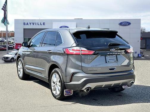 2023 Ford Edge Titanium