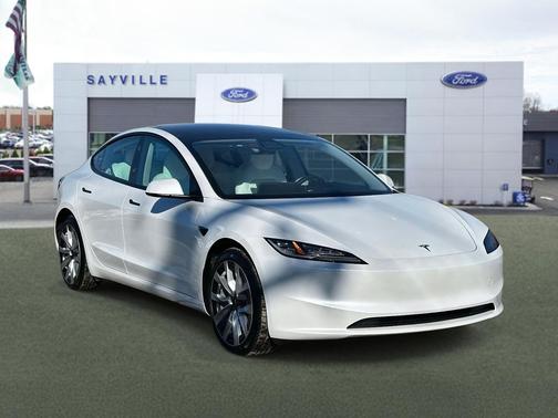 2025 Tesla Model 3 Long Range