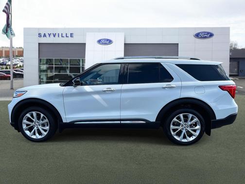 2023 Ford Explorer Platinum