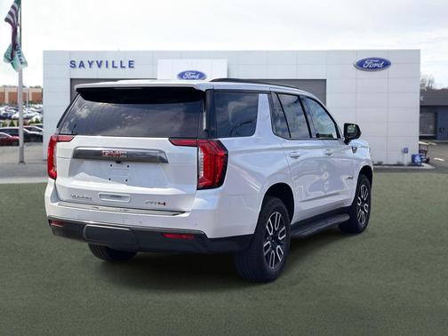 White Frost 2023 GMC Yukon 4WD AT4