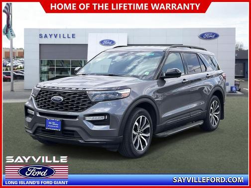 Carbonized Gray Metallic 2022 Ford Explorer ST-Line