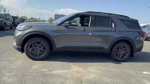 Gray 2026 Ford Explorer ST-Line