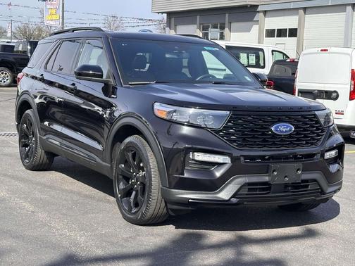 2023 Ford Explorer ST-Line