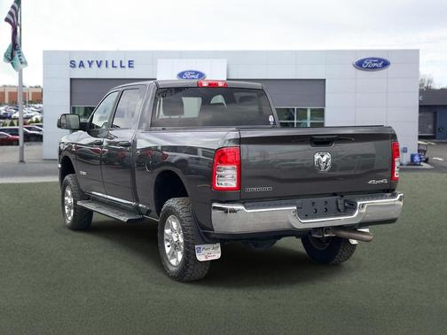 Granite Crystal Metallic Clearcoat 2022 RAM 2500 Big Horn Crew Cab 4x4 6'4' Box