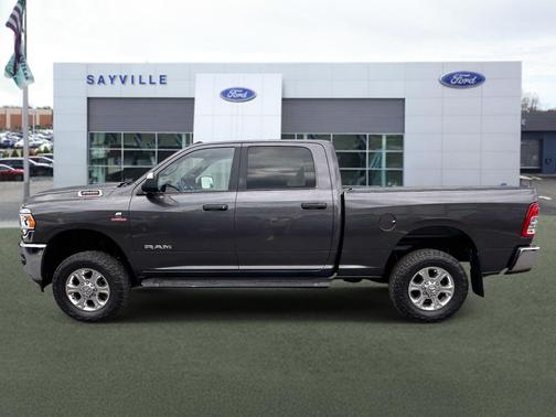 Granite Crystal Metallic Clearcoat 2022 RAM 2500 Big Horn Crew Cab 4x4 6'4' Box
