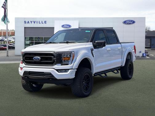 Oxford White 2022 Ford F-150 XLT